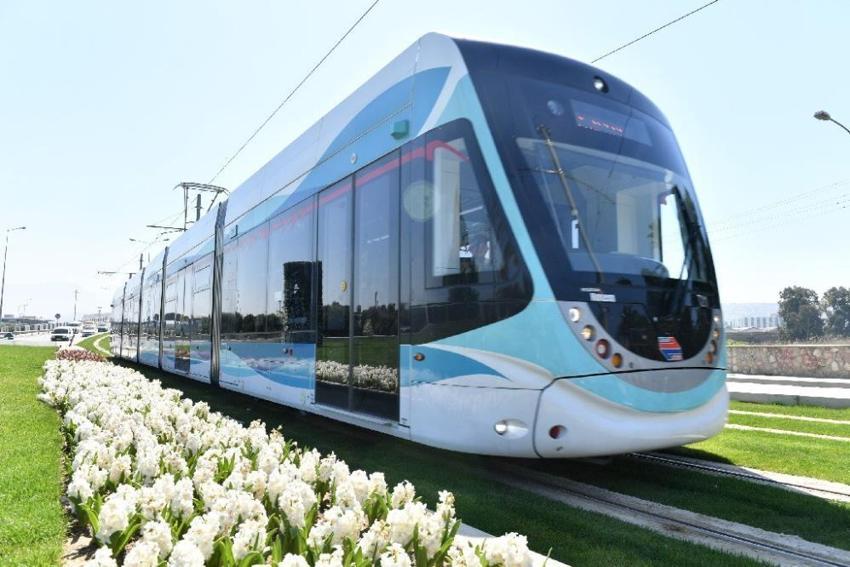 İzmir bayramda toplu taşıma ücretsiz mi? İZBAN, ESHOT, metro ve tramvay seferleri sil baştan yenilendi