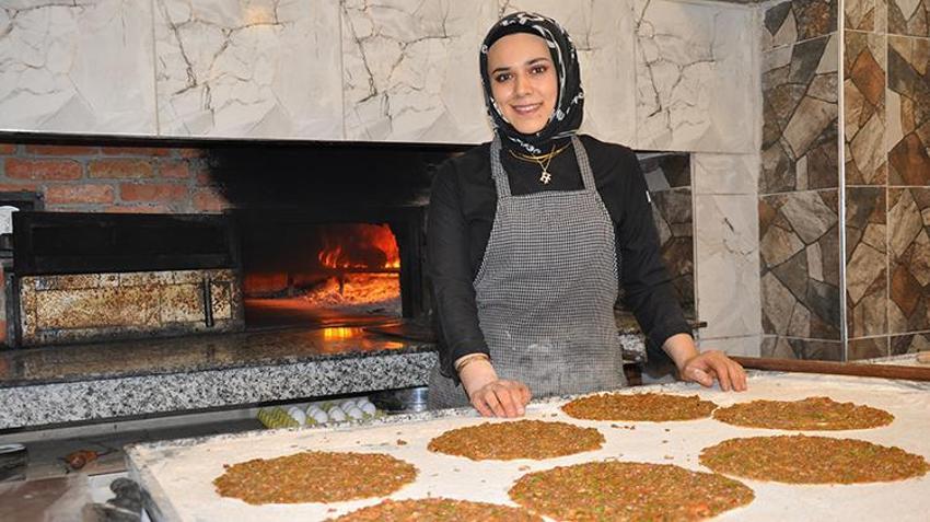 Eleman bulamayınca fırını eşine devretti! Şimdi önünde kuyruklar oluşuyor