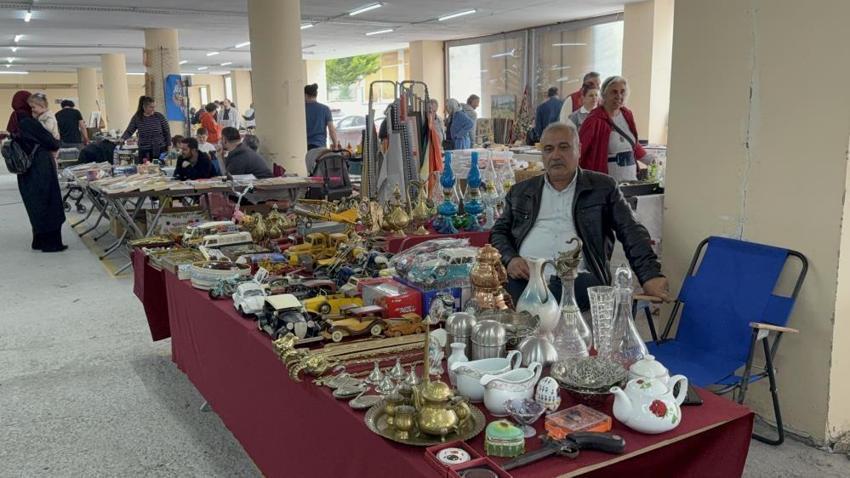 Samsun'da asırlık parçalar görücüye çıktı: Atakum Antika Pazarı nostalji tutkunlarının akınına uğruyor!