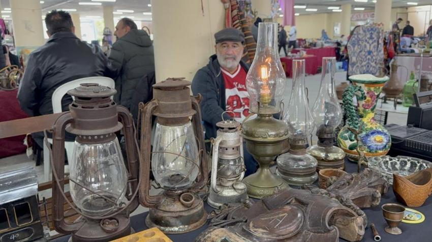Samsun'da asırlık parçalar görücüye çıktı: Atakum Antika Pazarı nostalji tutkunlarının akınına uğruyor!