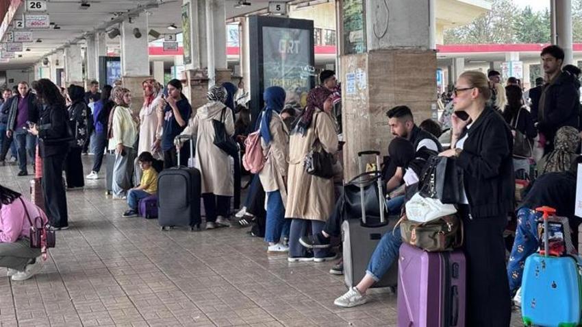 Gaziantep'te bayram öncesi büyük yoğunluk! Otogarda kuyruklar oluştu, ek tedbirler devreye alındı
