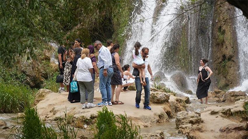 Türkiye'nin dört bir yanından Erzincan'a akın var! Herkes oraya akın ediyor