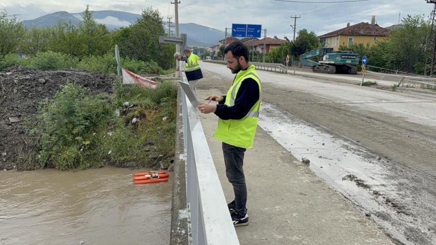 TOKAT SON DAKİKA HABER | Almus Barajı'nda su tahliye ediliyor: Yeşilırmak taştı araziler su altında kaldı
