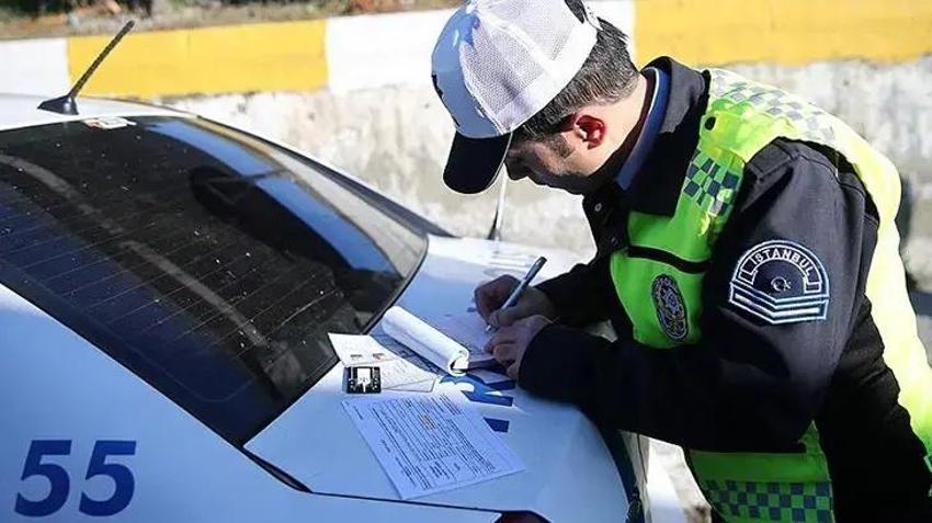 Araç muayenesinde mecburi malzemeler arttı: Yeni yaptırımlar can yakacak