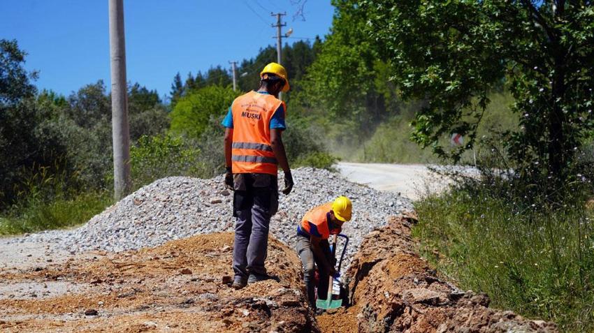 MUSKİ Ula Kızılağaç ile Menteşe Yenice Mahalleleri arasındaki içme suyu altyapısını yeniliyor