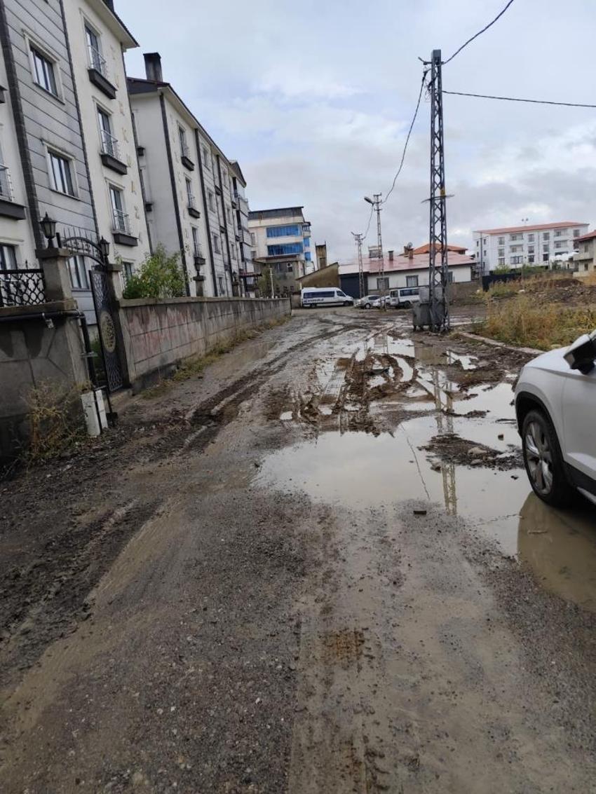 Aracınız bozuk yolda hasar gördüyse dikkat! Tüm masrafı kuruşu kuruşuna geri alabilirsiniz