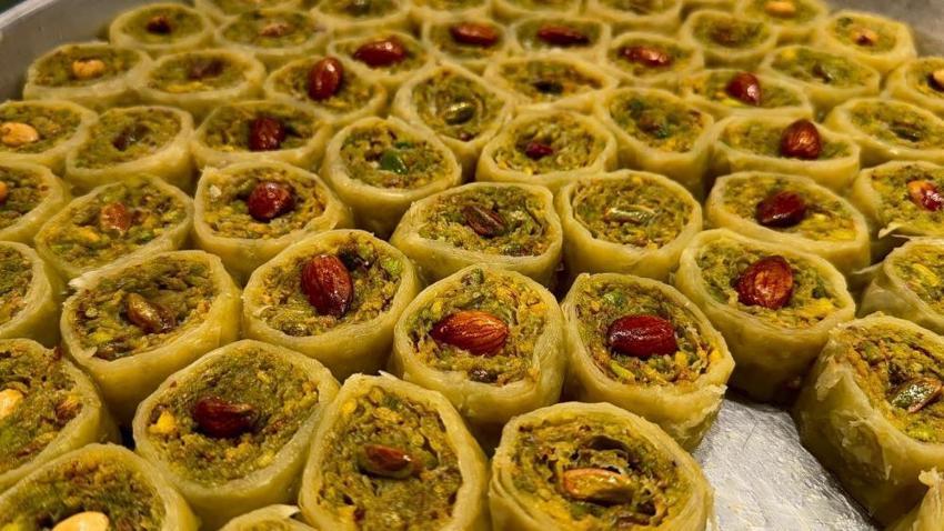 Afyonkarahisar'da bayram öncesi sipariş yağıyor! Tam 8 ton üretildi, taleplere yetişemiyorlar