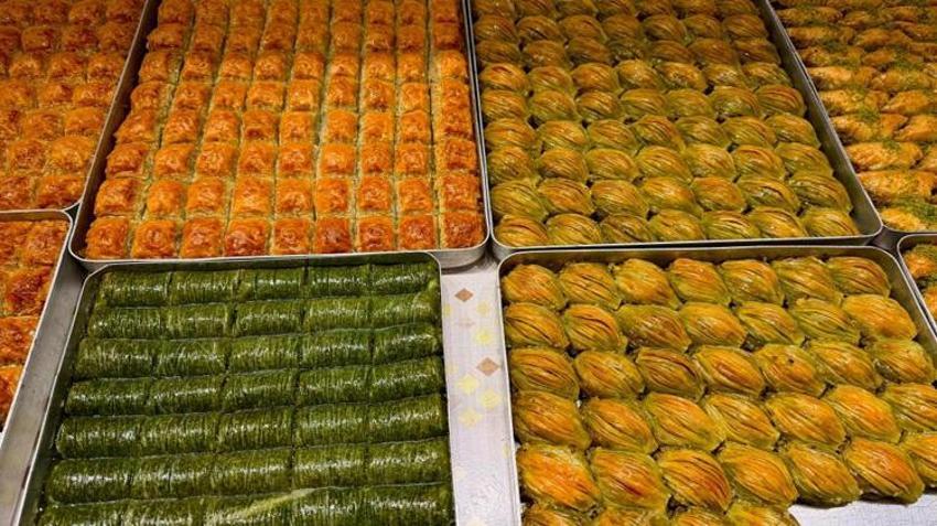 Afyonkarahisar'da bayram öncesi sipariş yağıyor! Tam 8 ton üretildi, taleplere yetişemiyorlar