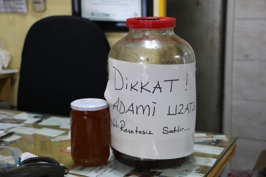 Halk arasında şifa sanılıyordu ama... Bir çay kaşığı bile acillik edebiliyor: Karadeniz'in meşhur deli balı için uzmanında kritik uyarı: 'Fazlası zehir'