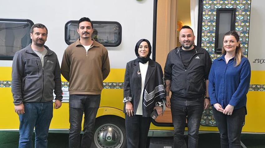 Erkek işi diyenlere aldırış etmedi devlet desteğiyle kendi işini kurdu! 5 bin metrekarelik fabrikada 5 ülkeye ihracat yapıyor