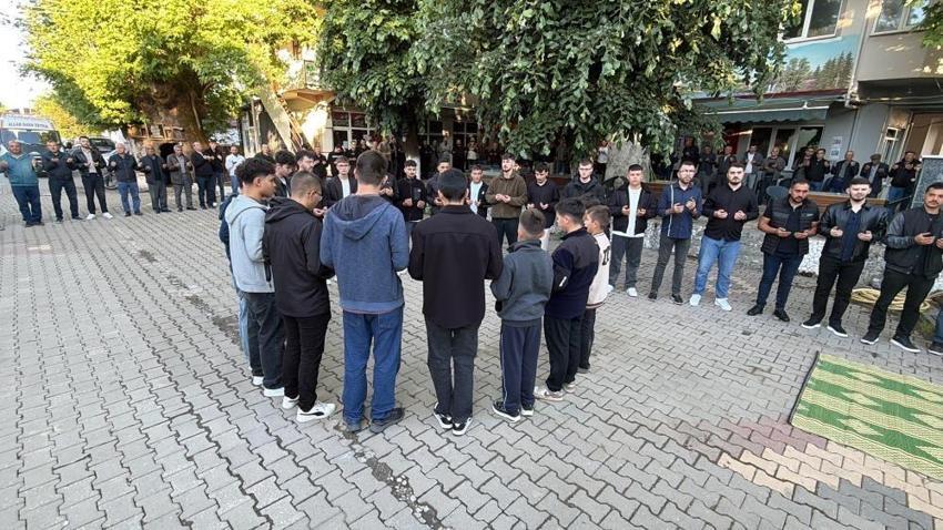Çanakkale'de bayram halkası: Yüzlerce yıldır aynı yerde yapılıyor