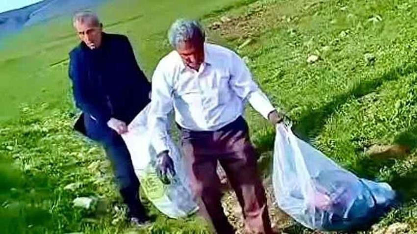 Karslı 3 muhtar bir araya geldi, traktörle çöp topladı!