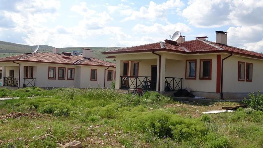 Malatya'da depremin yıktığı mahalle ayağa kaldırıldı: 'Cumhurbaşkanımız bize villa gibi ev yaptı'