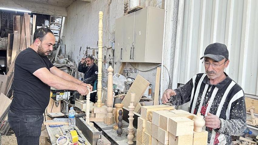 İşini bırakıp aile mirası mesleğe sahip çıktı! Babası ve amcasıyla üretip satıyor