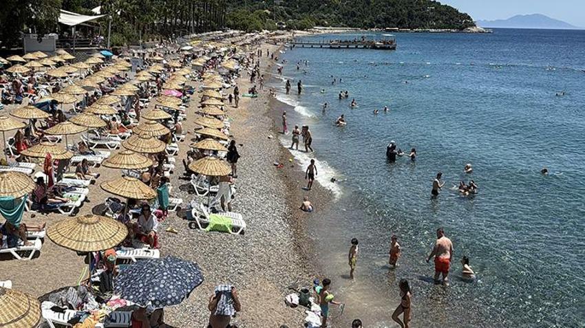 Bodrum'da Kurban Bayramı'nın 3’üncü gününde sahillerde yoğunluk devam ediyor