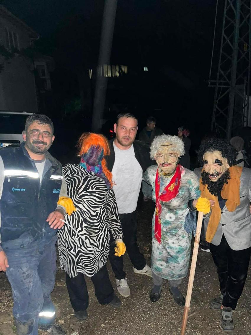 Yüzyıllardır sürdürülen ‘Çeteler ve Develer’ geleneği, Kurban Bayramı'nda canlandırıldı