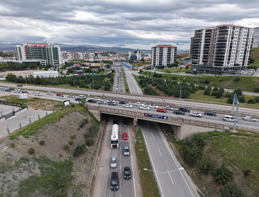 43 ilin bağlantı noktası kilitlendi: Tatilciler erken dönüşe geçti son durum havadan görüntülendi