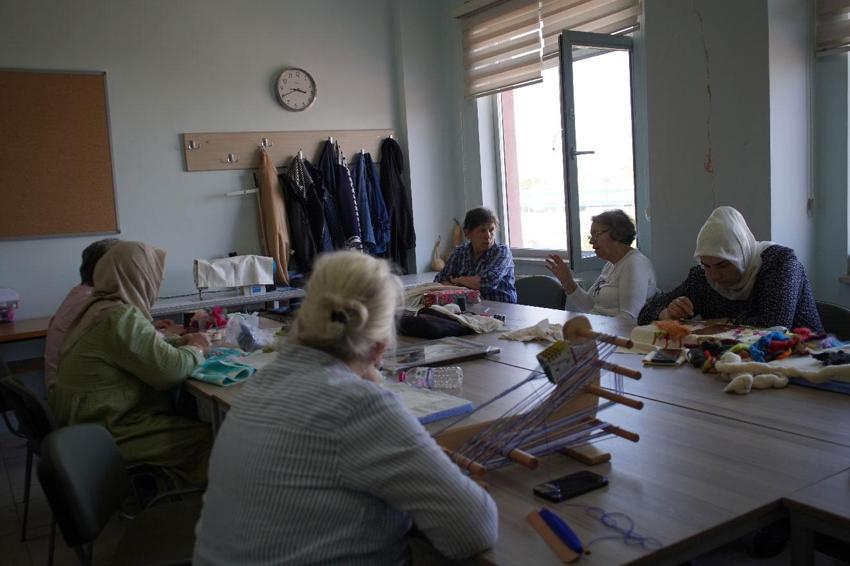 Adapazarı'nda yaşayan yaşlı kadın gençlik hayalini gerçekleştiriyor