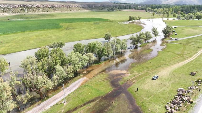 Tomarza’da Zamantı Irmağı’nda su seviyesi yükseldi kano sezonu açılamadı