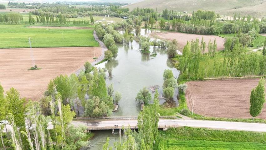 Tomarza’da Zamantı Irmağı’nda su seviyesi yükseldi kano sezonu açılamadı