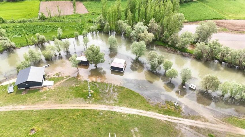 Tomarza’da Zamantı Irmağı’nda su seviyesi yükseldi kano sezonu açılamadı