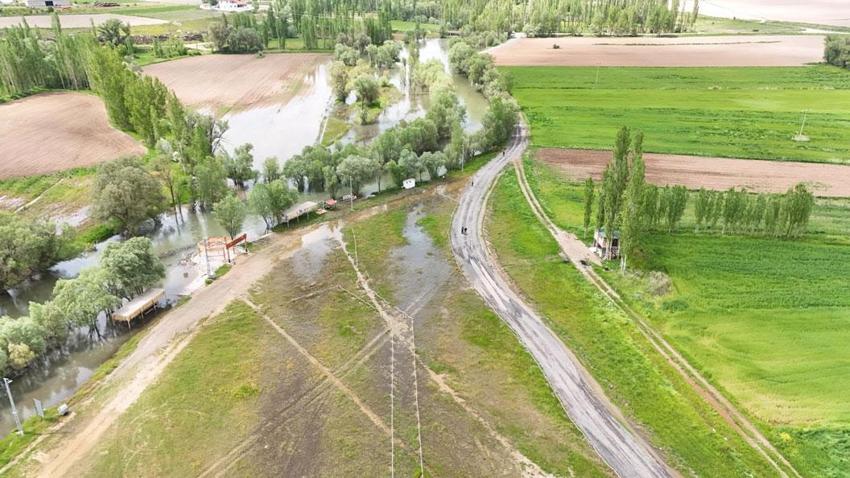 Tomarza’da Zamantı Irmağı’nda su seviyesi yükseldi kano sezonu açılamadı