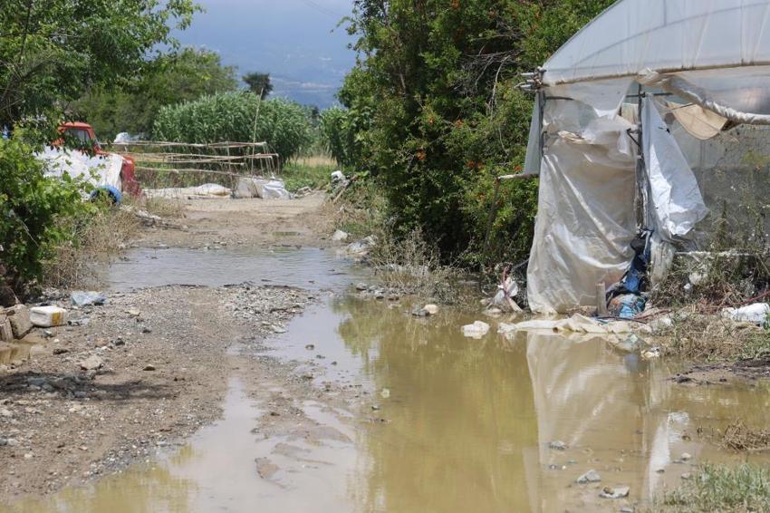 Hatay'da sular çekildi hasar ortaya çıktı: 'Her kış ayında su yatakları ıslah edilmeli'