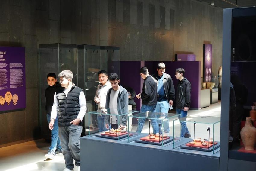 Samsun'da Aşil ve Thetis’in yer aldığı Amisos Mozaiğine büyük ilgi