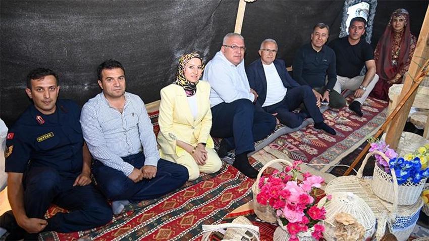 Antalya'da Köy Survivor'da 5 yıldızlı tatil için kıyasıya yarıştılar