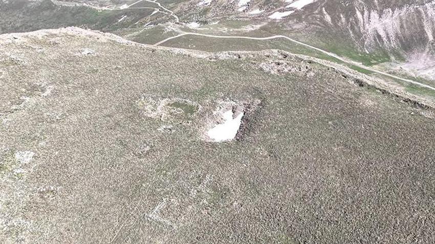 Erciyes Dağı'nın komşusunda karlar eridi ortaya çıktı: 'Kayseri’deki en sırlı yerlerden birisi'