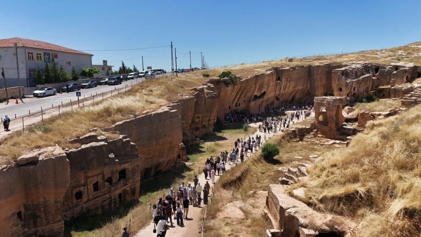 Mardin'de rekor bu yıl kırıldı: Turistler tek bir noktaya aktı