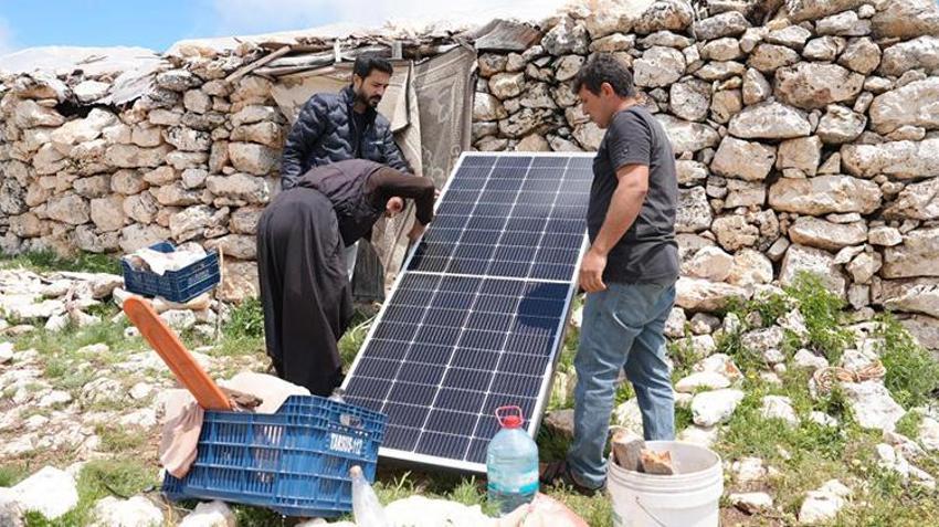 Yörüklere güneş paneli desteği! Torosların zirvesi enerjiye kavuşuyor