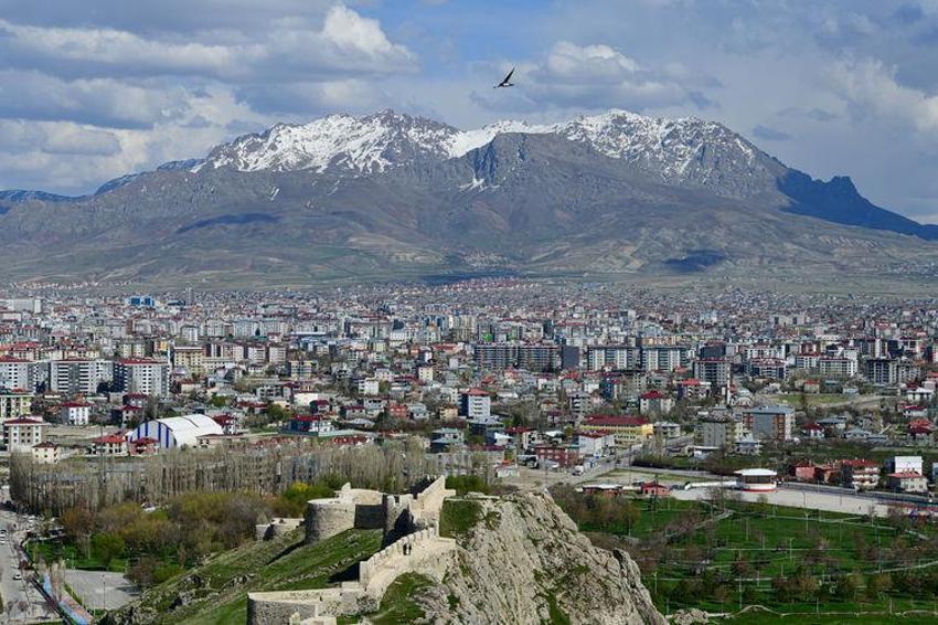 Hangi ilçeler il olacak? İşte il olması beklenen 24 ilçe! Hangi ilçeler il olma şartlarını karşılıyor?