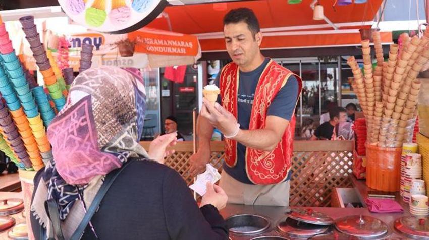 Bolu'da havalar ısındı, o tezgahın önü doldu taştı! İşte en çok tercih edilenler