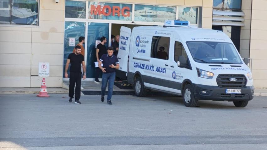 Antalya'da güvenlik görevlisi Tahsin Göker'in 'müşteriler rahatsız oluyor' uyarısının sonu ölüm oldu
