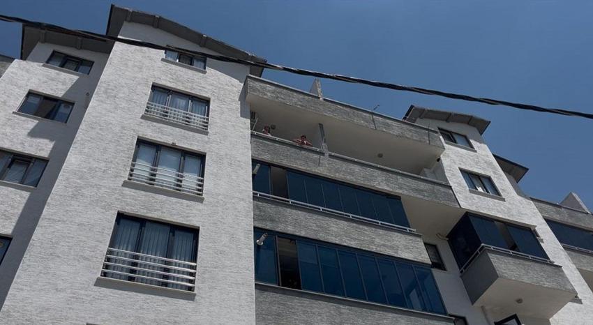 Bursa'da korkunç cinayet! 10 yaşındaki oğlunun gözü önünde eşini defalarca bıçaklayarak öldürdü