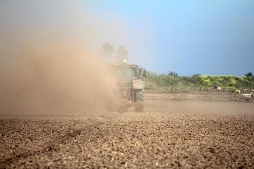 Bursa'da dev üretim için düğmeye basıldı: Çiftçiler gece gündüz çalışıyor: Hedef 1 milyon ton