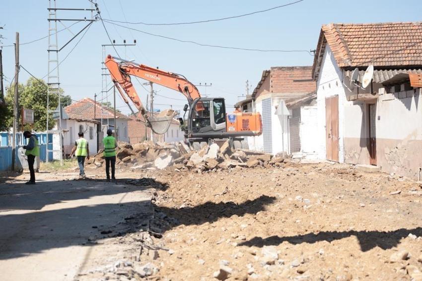 Mahallenin en yoğun güzergahına daldılar: Aydın'da yaşam kalitesine müdahale ediliyor