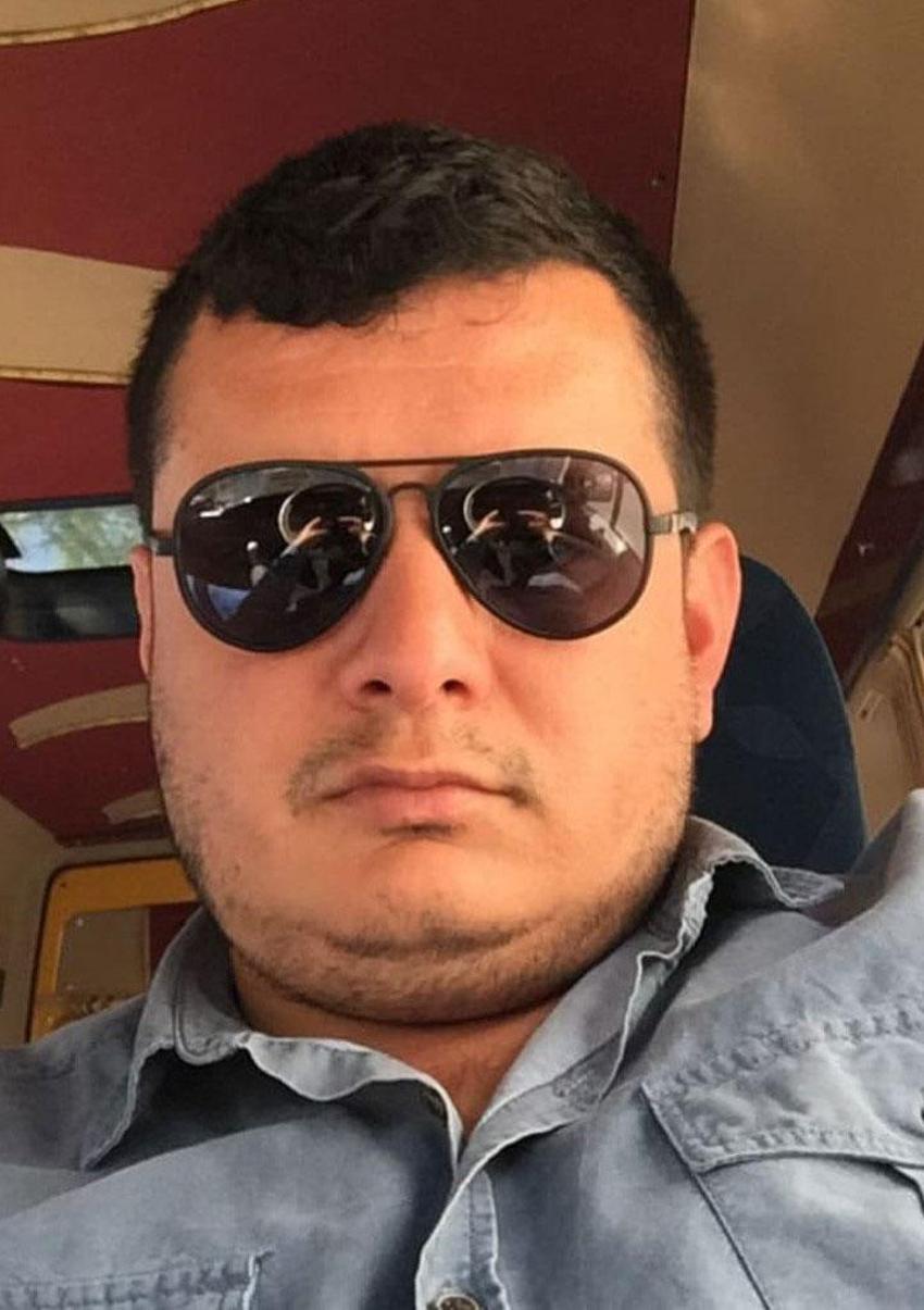Seyir halindeyken kalp krizi geçiren minibüs şoförü faciayı önledi, yaşamını yitirdi