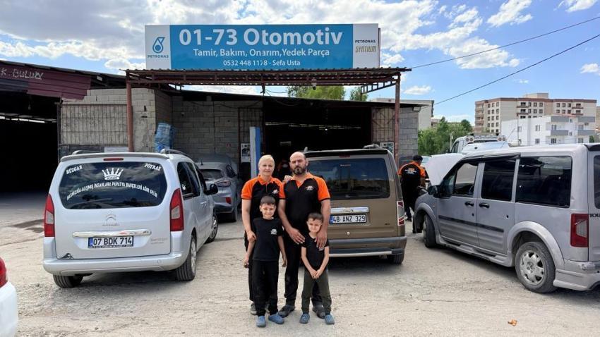 Şırnak'ta herkes onu konuşuyor! Eşine yardım için başladı, şimdi motor ustası oldu