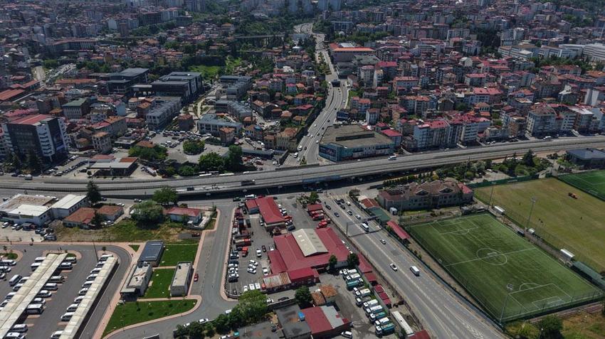 10 yıl önce hizmete açılan milyonluk Reşadiye Viyadüğü'nde yıkım çalışmaları başladı