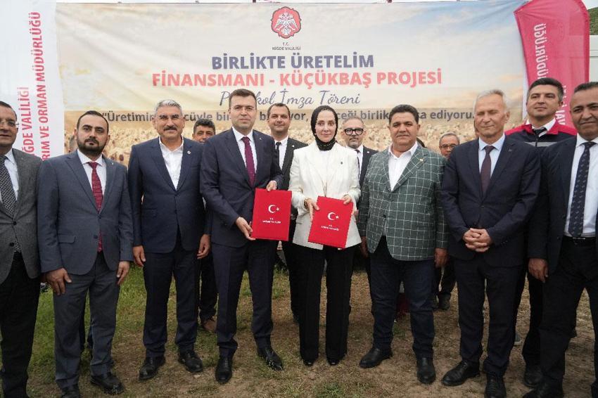 Niğde'de küçükbaş hayvancılığa dev destek! Faizsiz finansman desteği sağlayacak protokol imzalandı