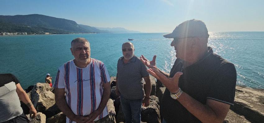 Kastamonu'da 10 dakikalık ilginç olay: Deniz kabarınca vatandaşlar panik yaşadı