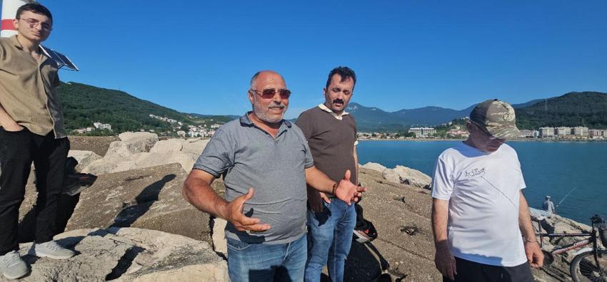 Kastamonu'da 10 dakikalık ilginç olay: Deniz kabarınca vatandaşlar panik yaşadı