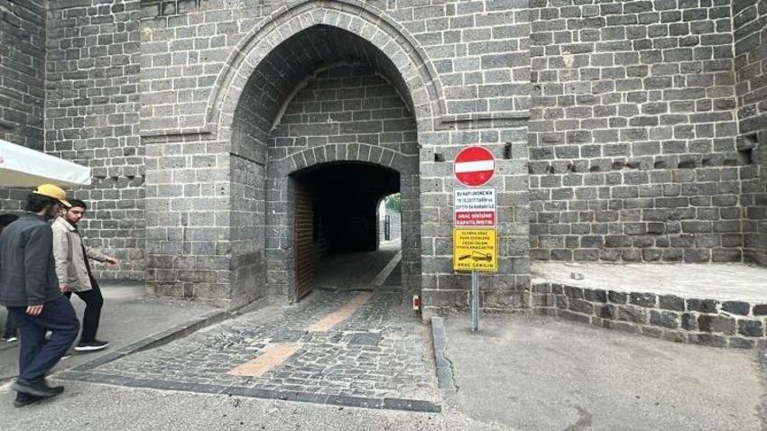 10 yıldır çözülemedi: Diyarbakır’daki İç Kale araç trafiğine kapatılıyor