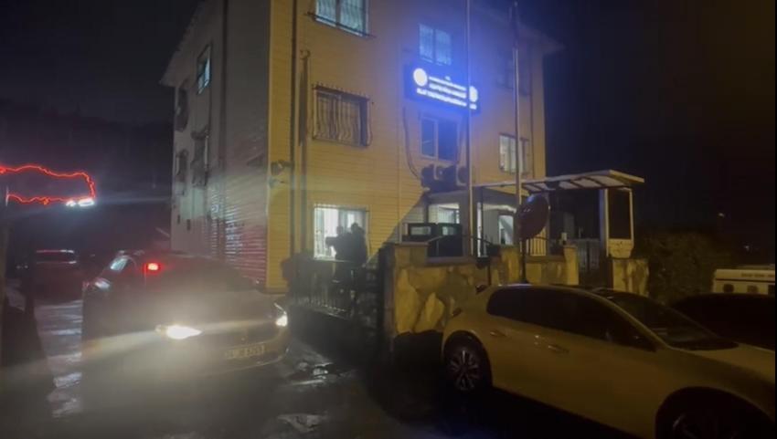 Maslak'ta 40 milyonluk lüks otomobilde 400 bin liralık amblem hırsızlığı: 'Şüpheliyle aynı kıyafeti giymişiz'