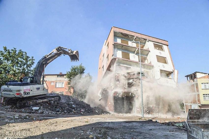Canik'te tarihi dönüşüm sürüyor! Başkan Sandıkçı: İlk etapta 656 konut yapılacak