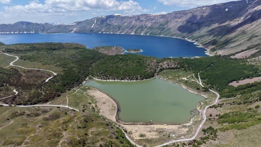 Bitlis'te hafta sonu yoğunluğu: Nemrut ayağa kalktı