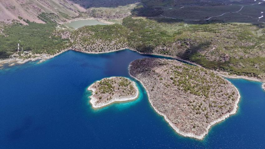 Dünyanın en büyük kalderalarından Nemrut Kalderası'nın milli park ilanı için son aşamaya gelindi