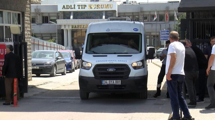SON DAKİKA: Ece İrtem'in cenazesi Adli Tıp Kurumu'ndan alındı! Oyuncu arkadaşları ailesini yalnız bırakmadı: 'Hala şoktayız, inanamıyoruz' Ece İrtem nerede defnedilecek? Son görüntüler ortaya çıkmıştı